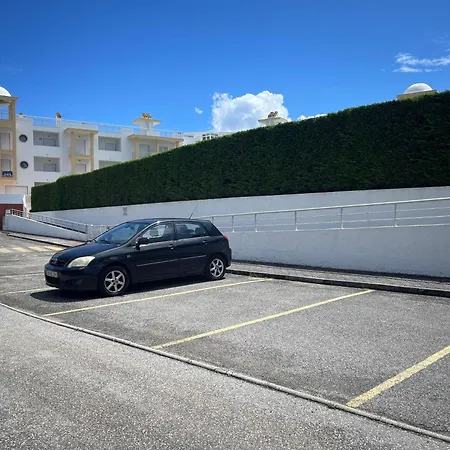 Pandora House * 纳扎雷