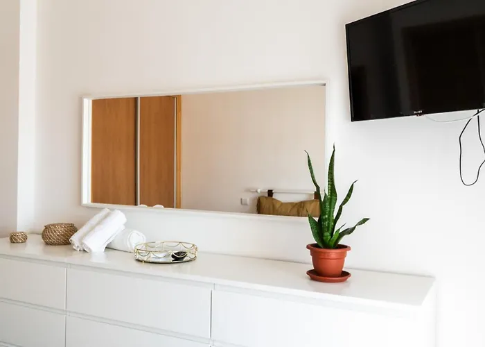 Apartament Pandora House *