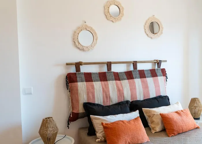 Pandora House * Nazaré